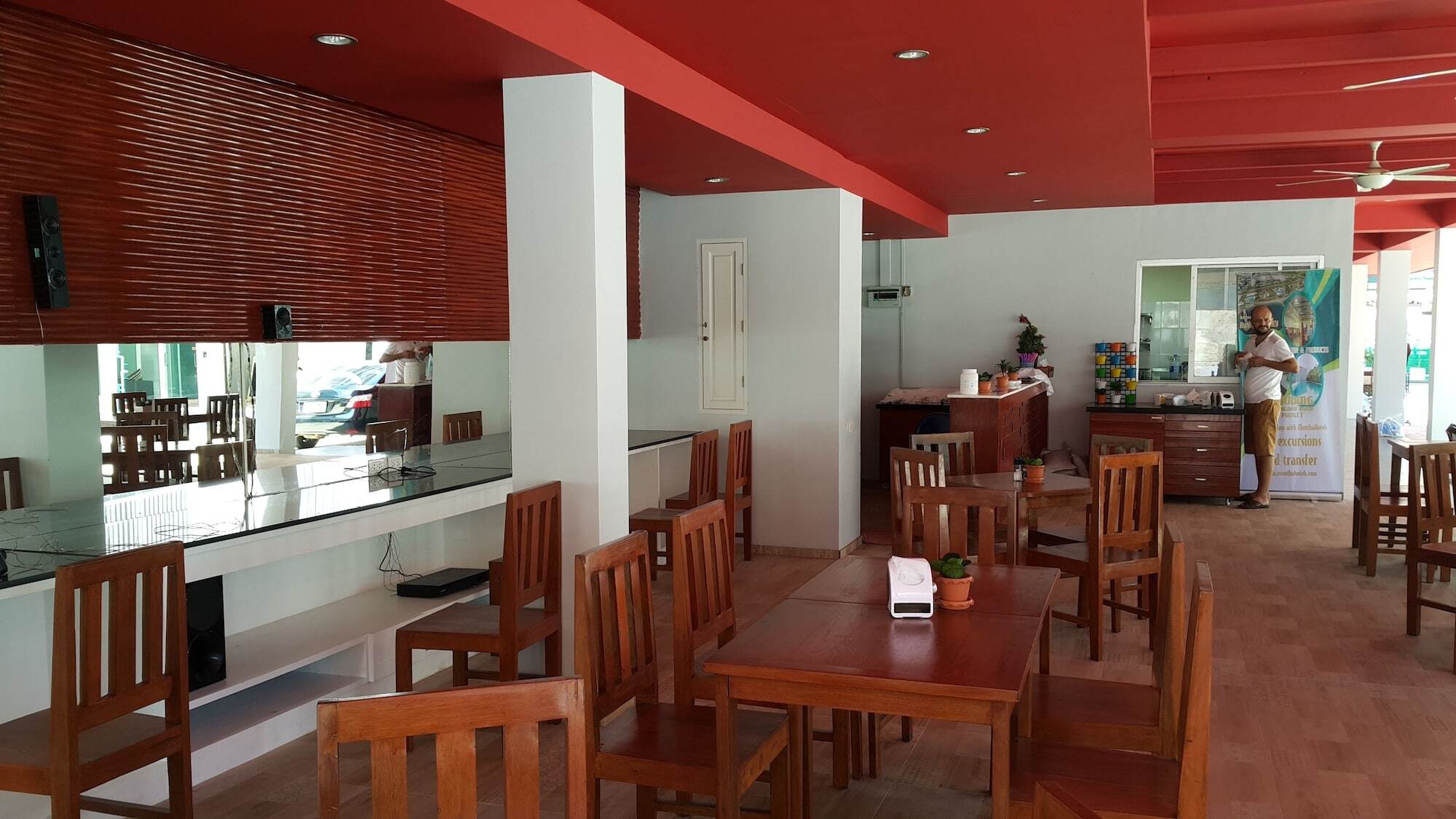 Puding Holiday World شاطئ كاتا المظهر الخارجي الصورة